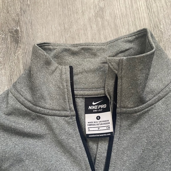 Nike Pro Dri Fit Quarter Zip - Picture 3 of 3